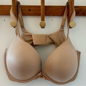 Victoria's Secret Nude Push-Up Bra Size 38D